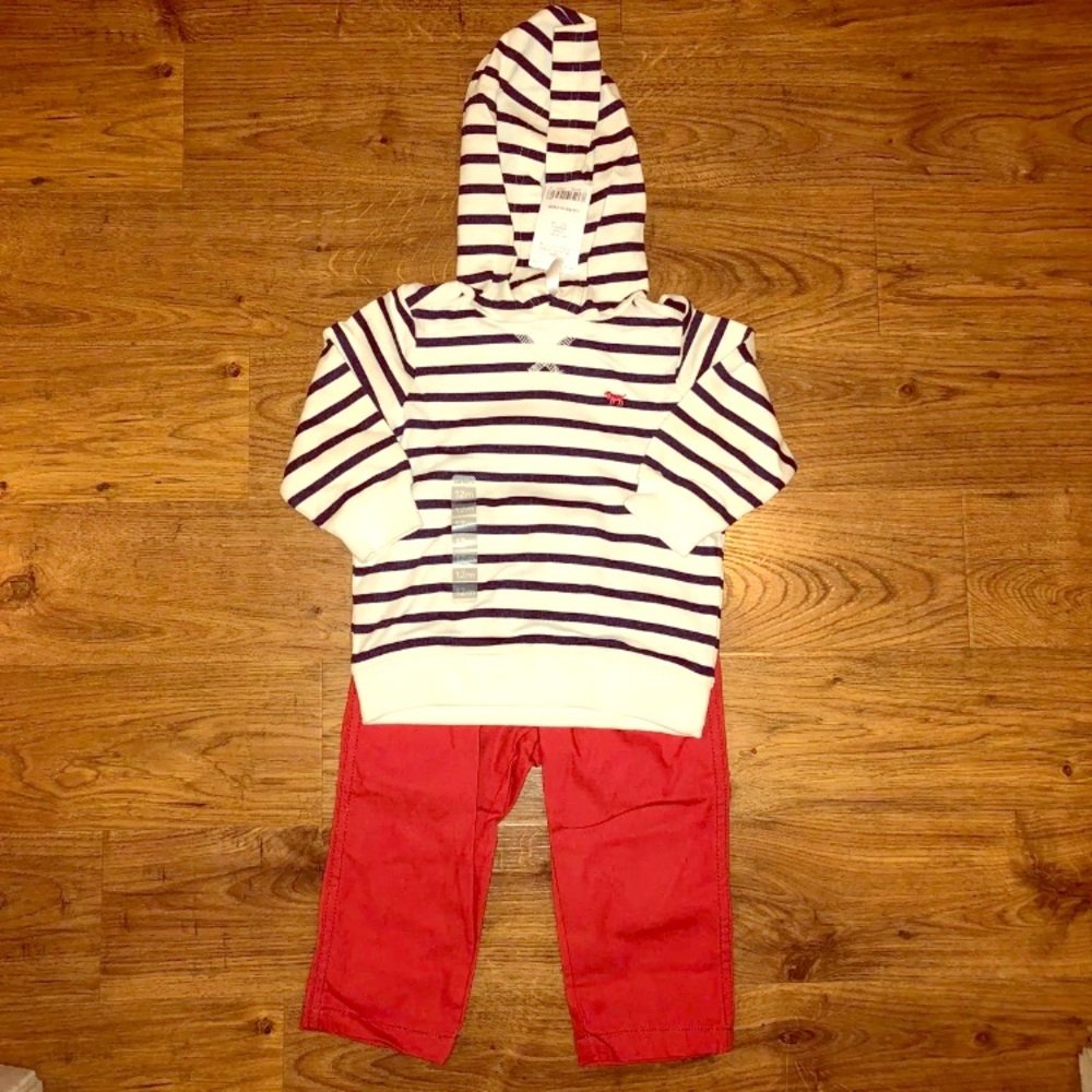 Baby boy Carters 12 Month outfit NWT